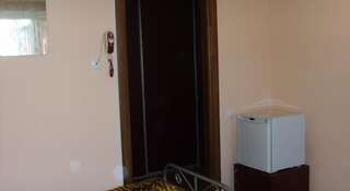 Гостиница Горница Иркутск Односпальная кровать в трехместном номере-4